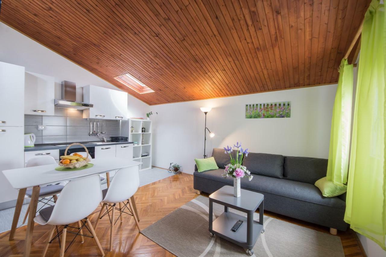 Piccola Pineta Lägenhet Pula Exteriör bild